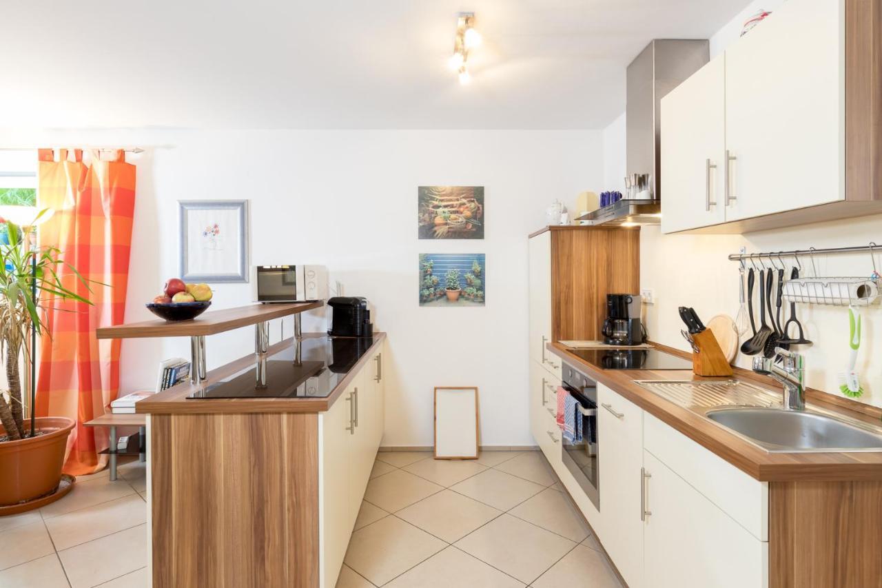 Bodensee Apartment Ueberlingen "Bauhaus Ueber Der Stadt" エクステリア 写真